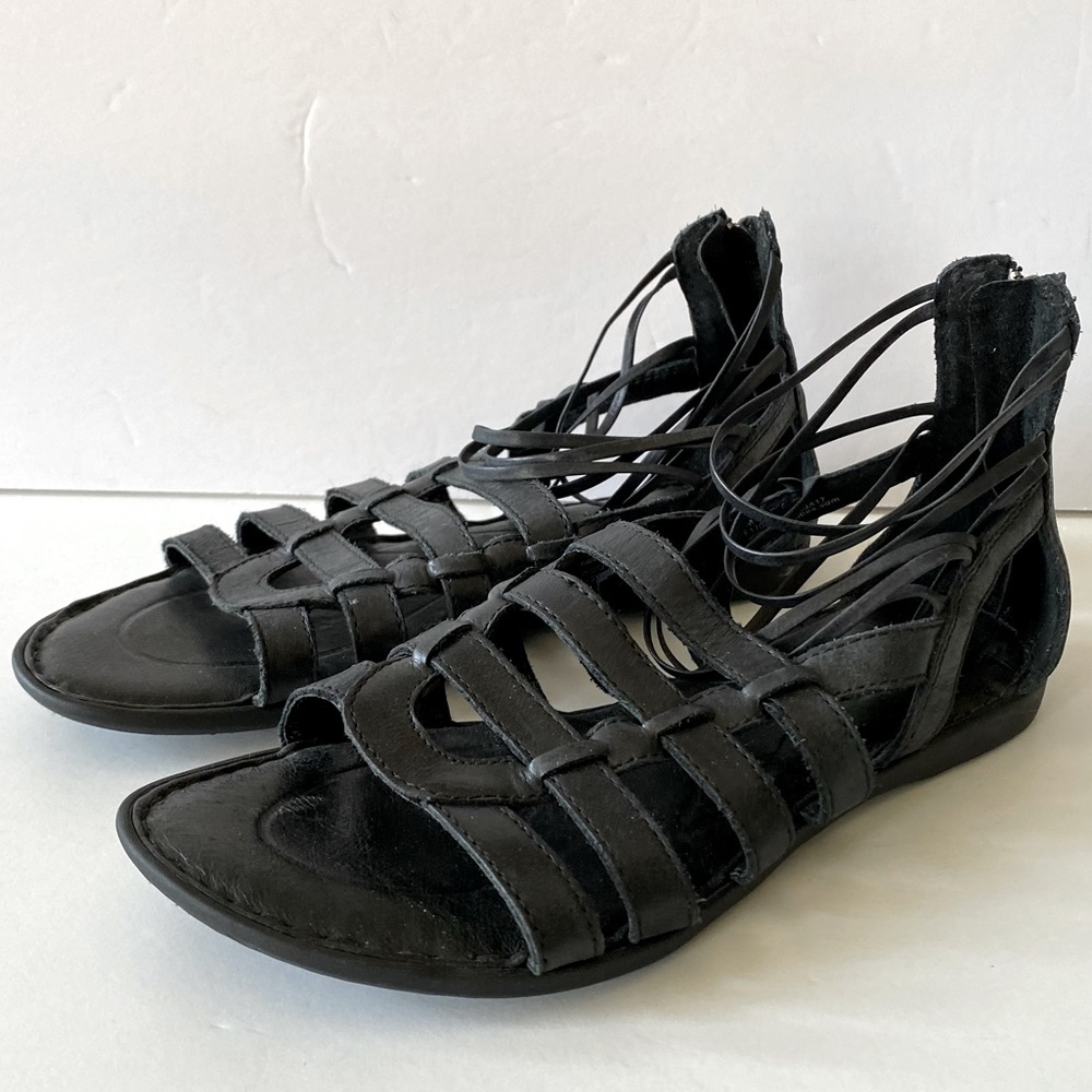 Born - Angeles Black Leather Strappy Gladiator Flat Sandals ladies 6